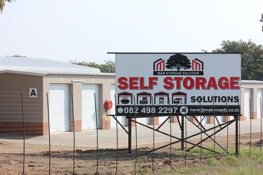 M & M Storage Solutions signage
